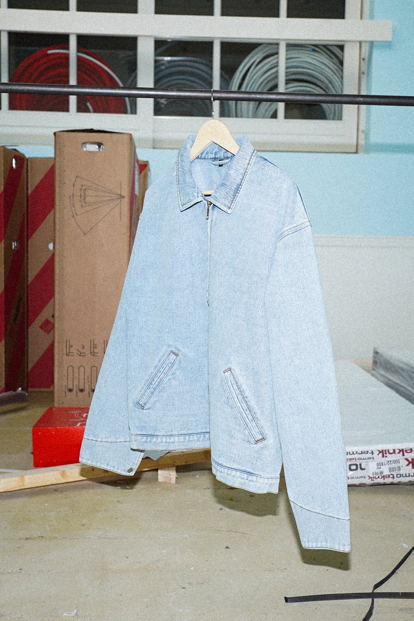 denim jacket [blue]